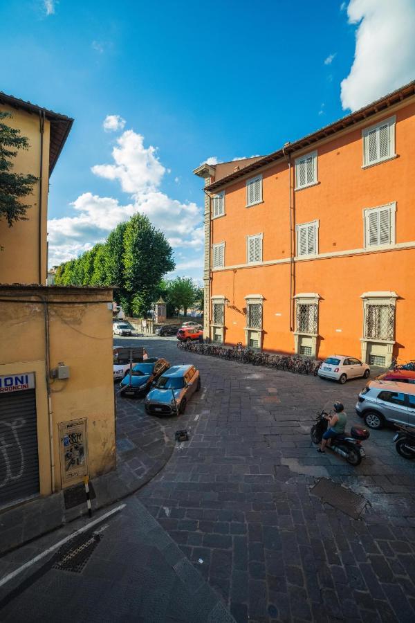 S1 - Serristori Tower Apt - Dolcevita Holiday Florence Buitenkant foto