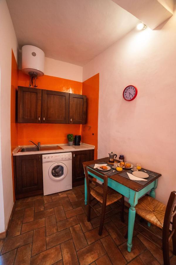 S1 - Serristori Tower Apt - Dolcevita Holiday Florence Buitenkant foto